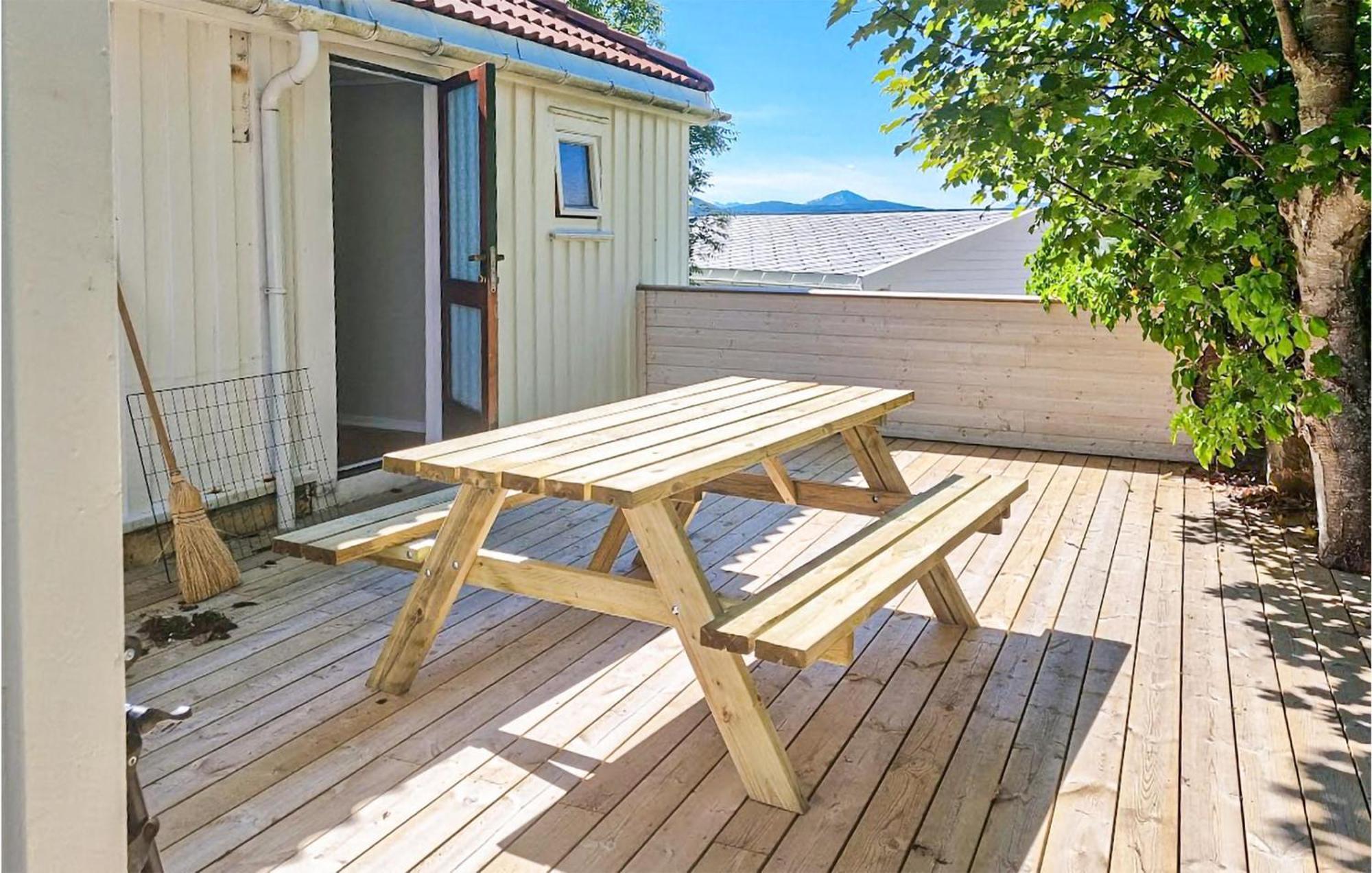 Awesome Home In Kristiansund With House Sea View Esterno foto