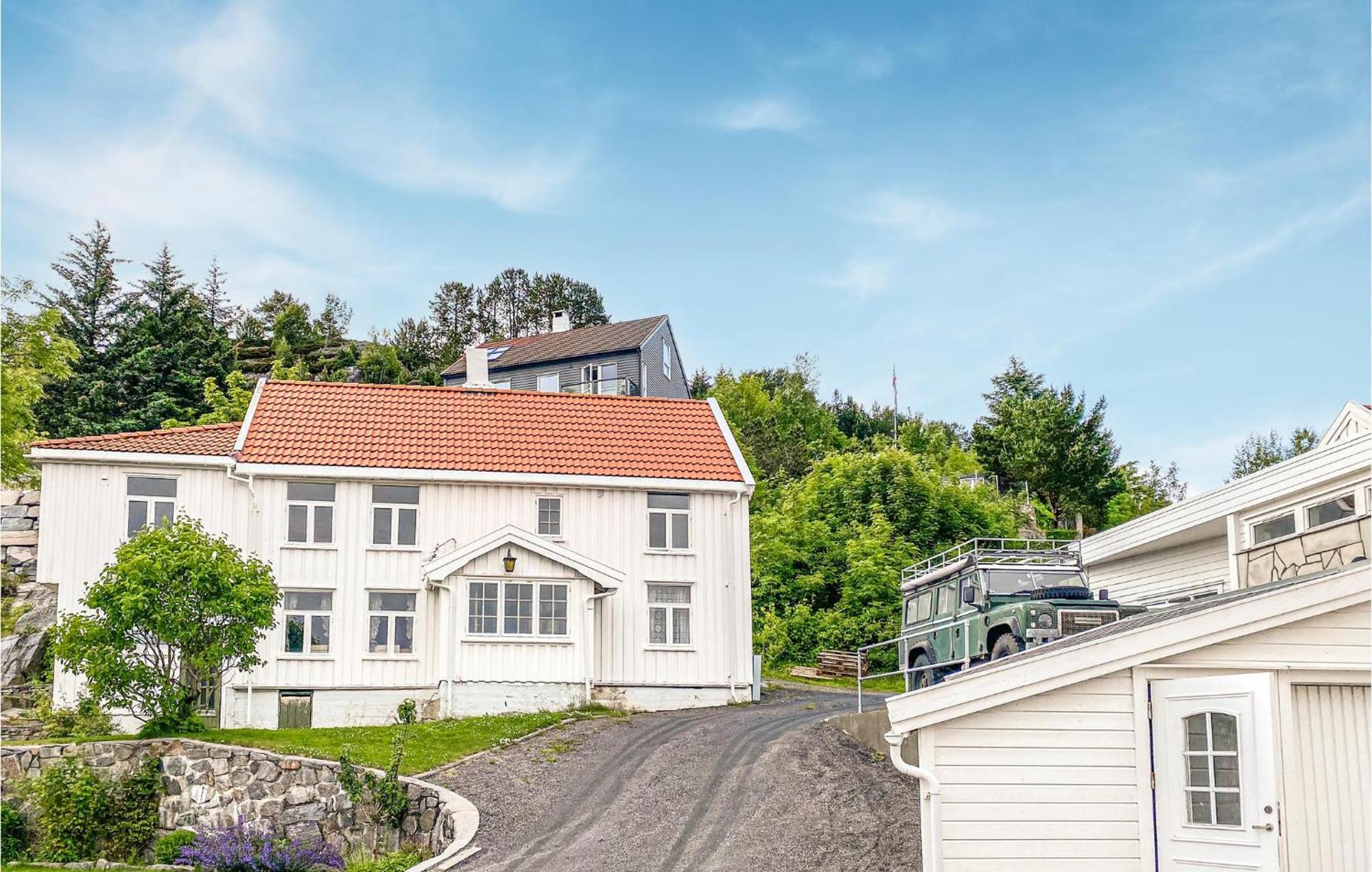 Awesome Home In Kristiansund With House Sea View Esterno foto