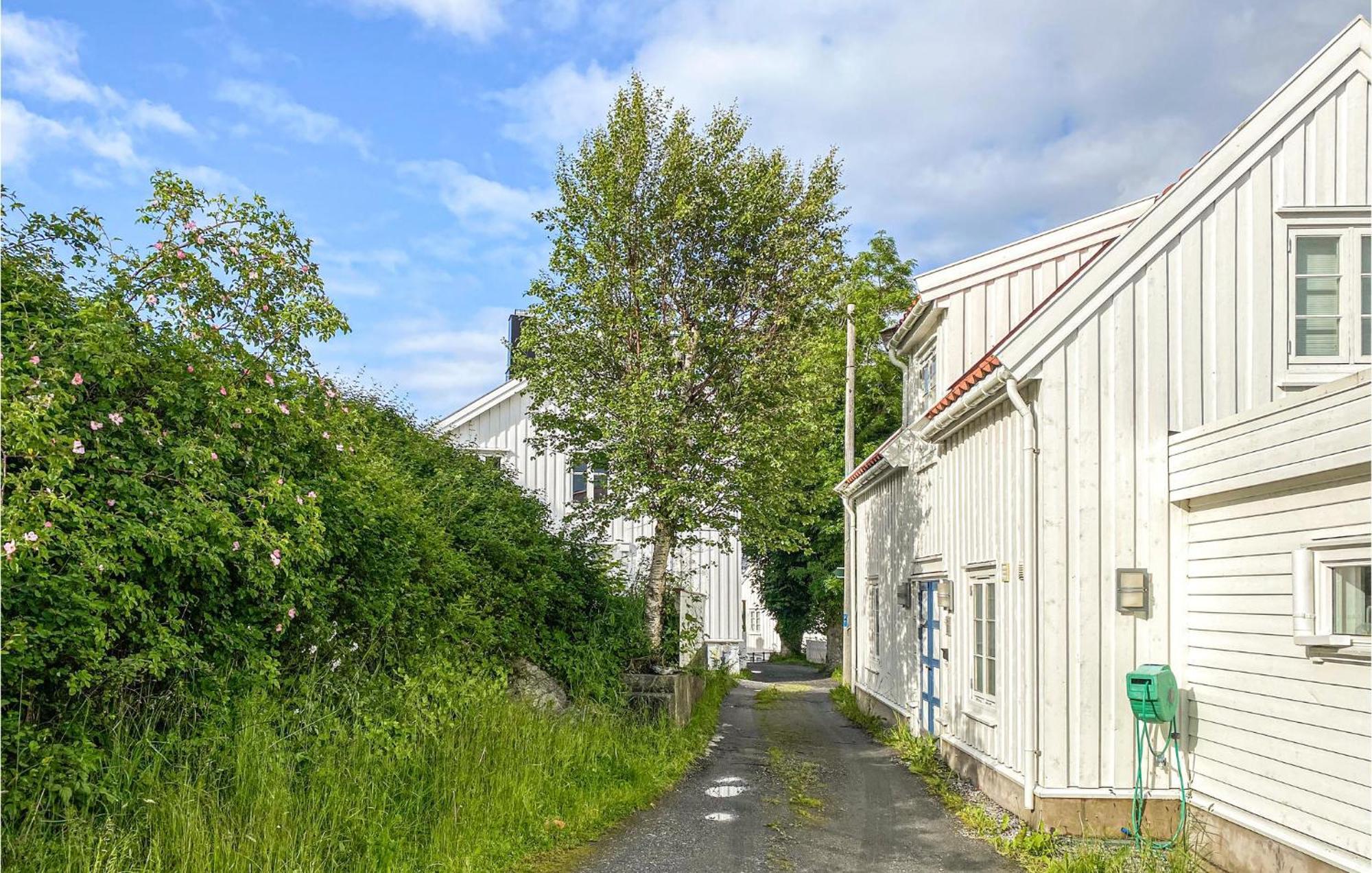 Awesome Home In Kristiansund With House Sea View Esterno foto